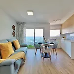 Coastal Vibe *