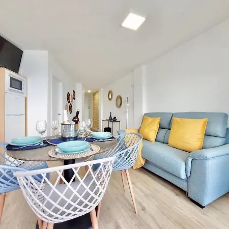 Coastal Vibe טקורונטה