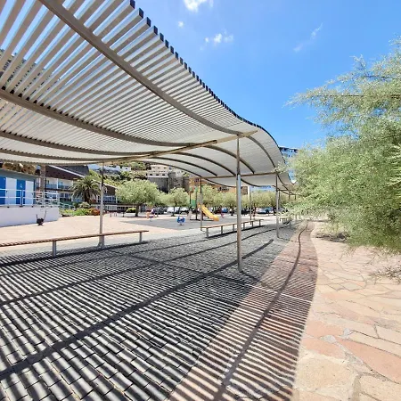 Coastal Vibe טקורונטה